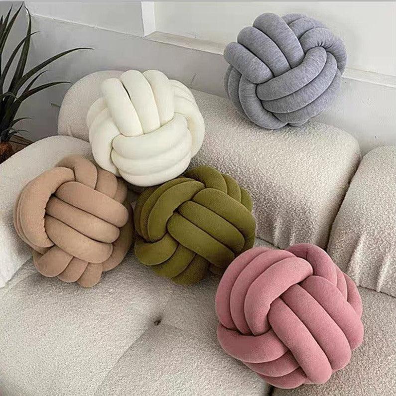 Knot Pillow